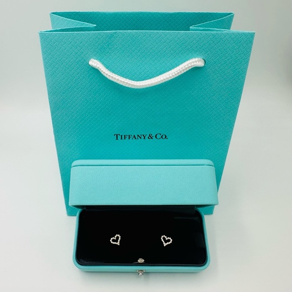 Tiffany & Co. .13 Diamond 18K Rose Gold Heart Earrings with Box - Picture 13 of 13